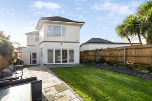 Photo 19- click for photo gallery